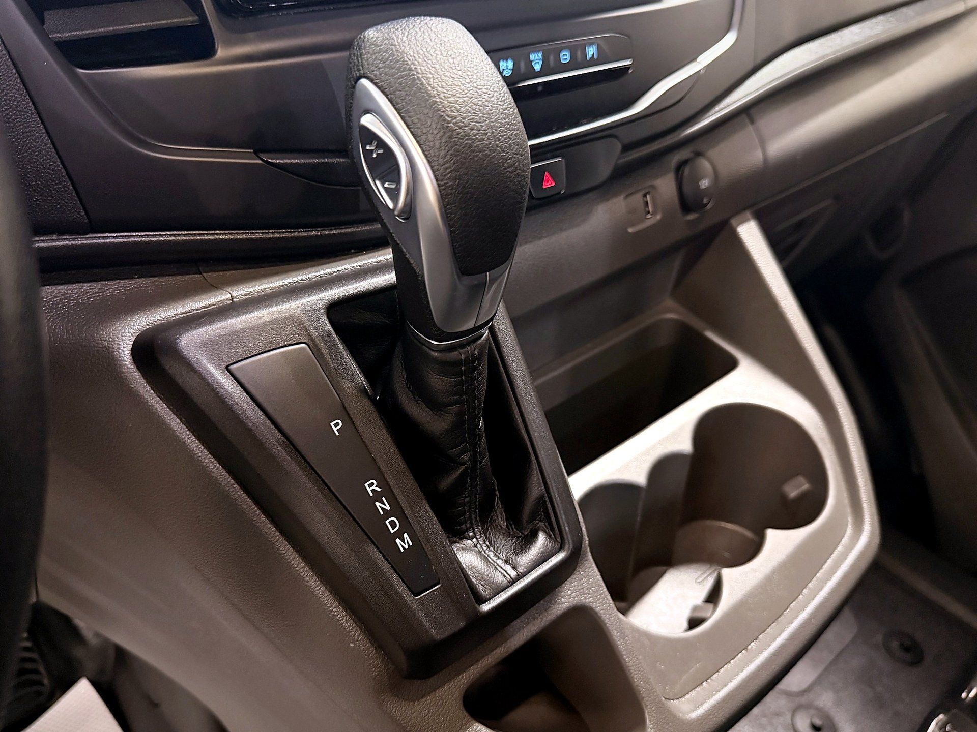 Ford Transit Crew Van 2023 - Thumbnail 19