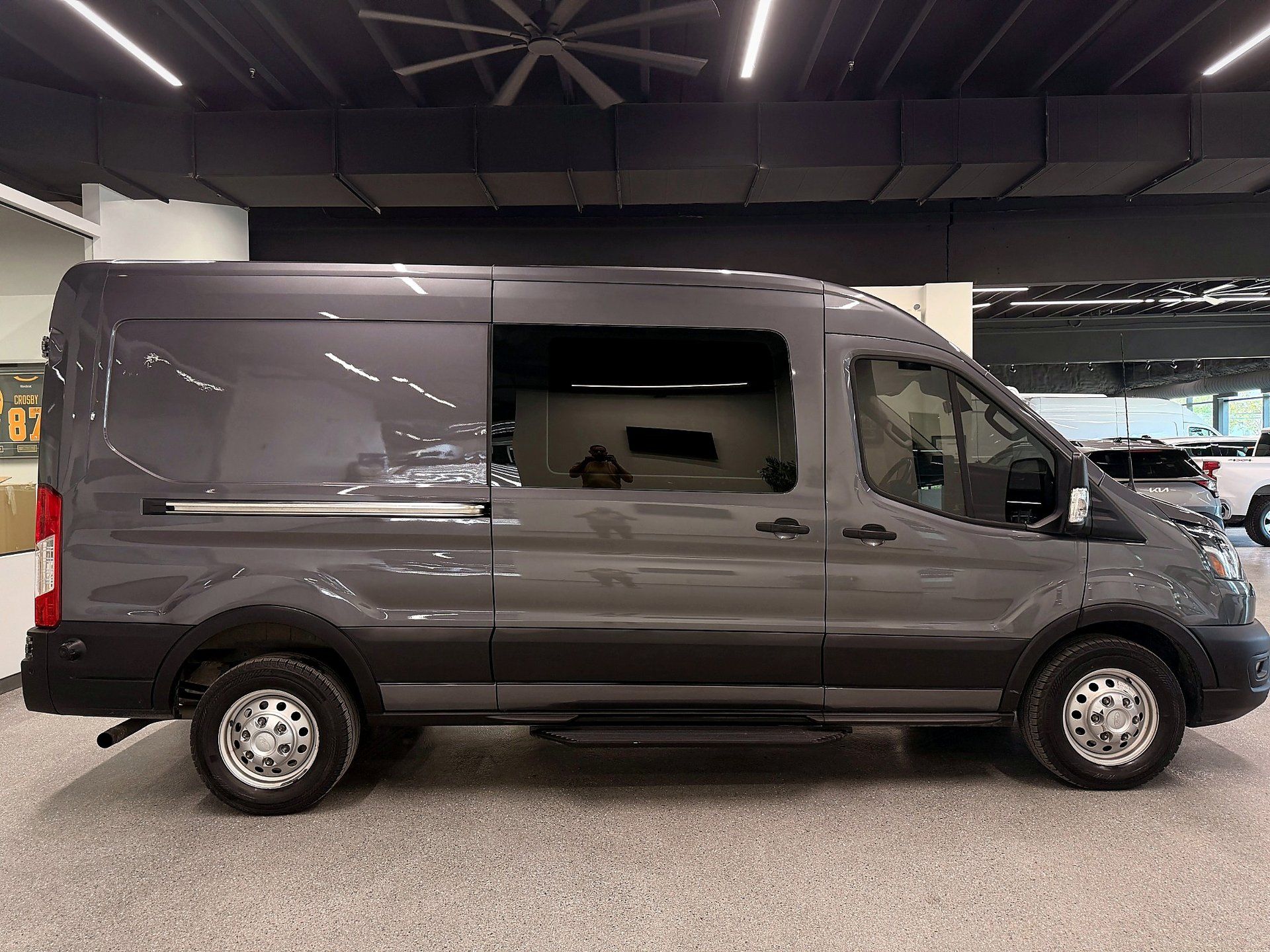 Ford Transit Crew Van 2023 - Thumbnail 6