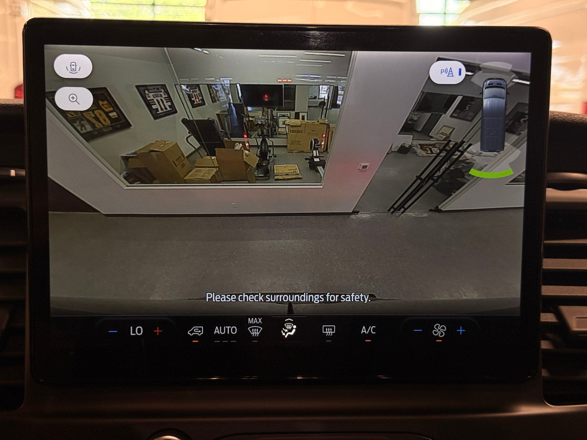 Ford Transit Crew Van 2023 - Thumbnail 24