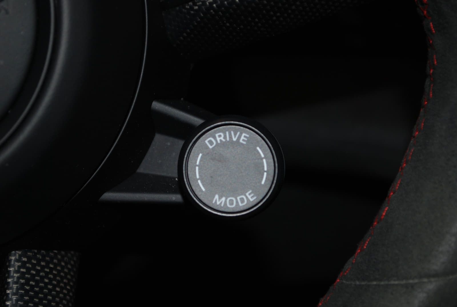 Porsche Taycan 2024 - Image 20
