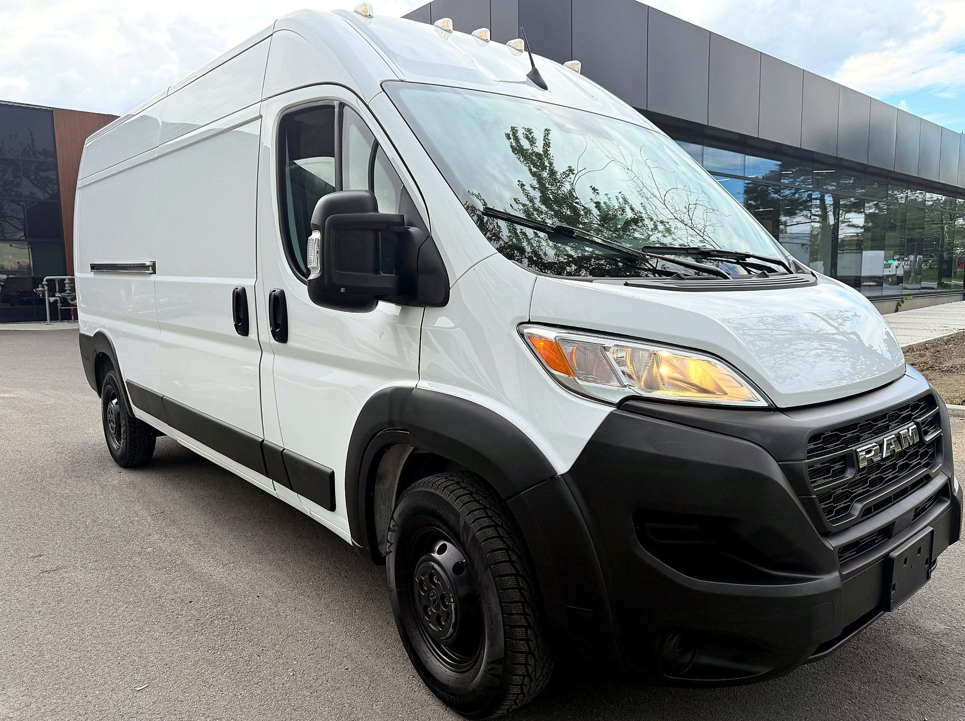 Ram ProMaster Cargo Van 2023 - Image 7
