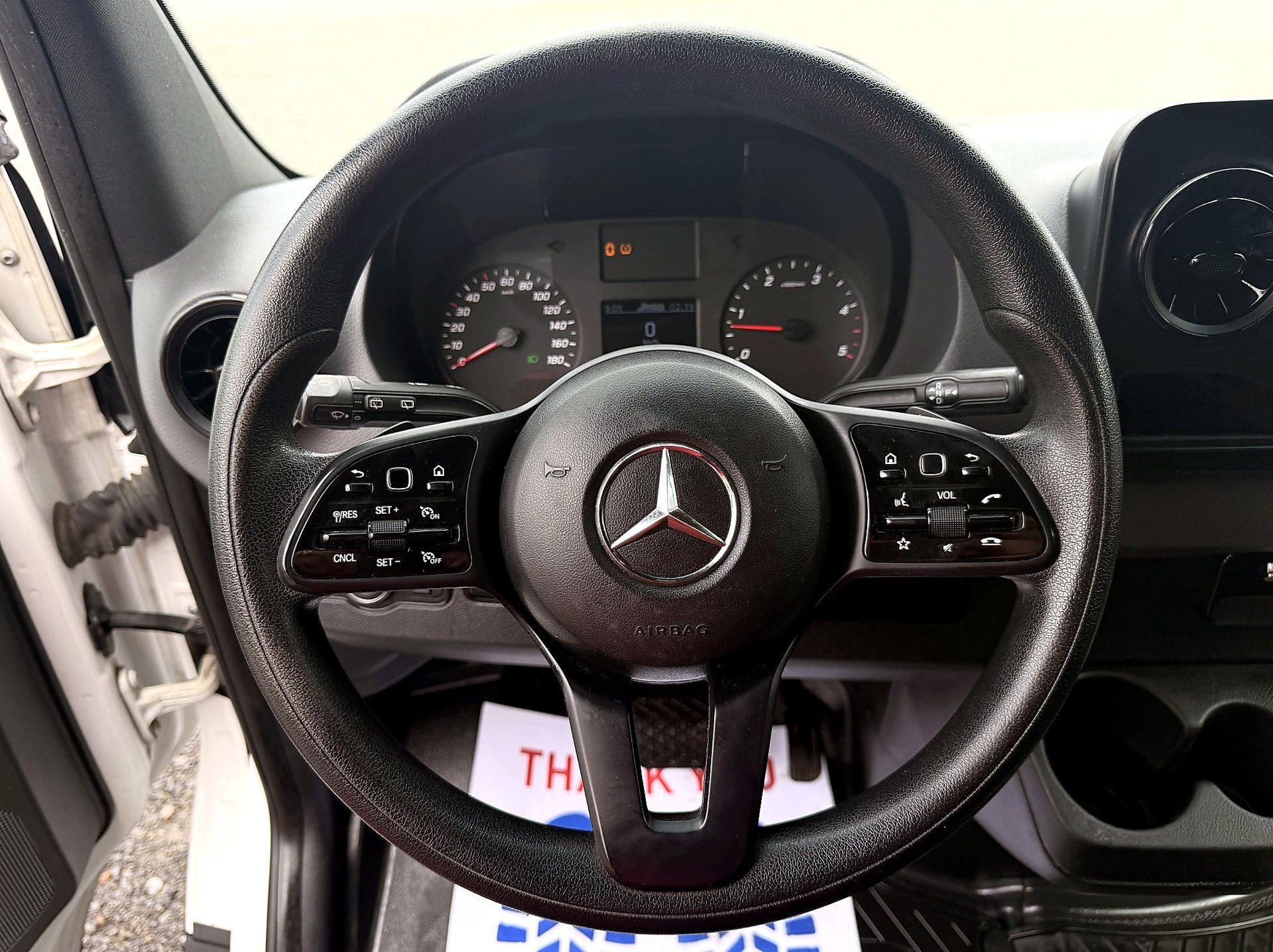 Mercedes-Benz Sprinter Cargo Van 2019 - Image 12
