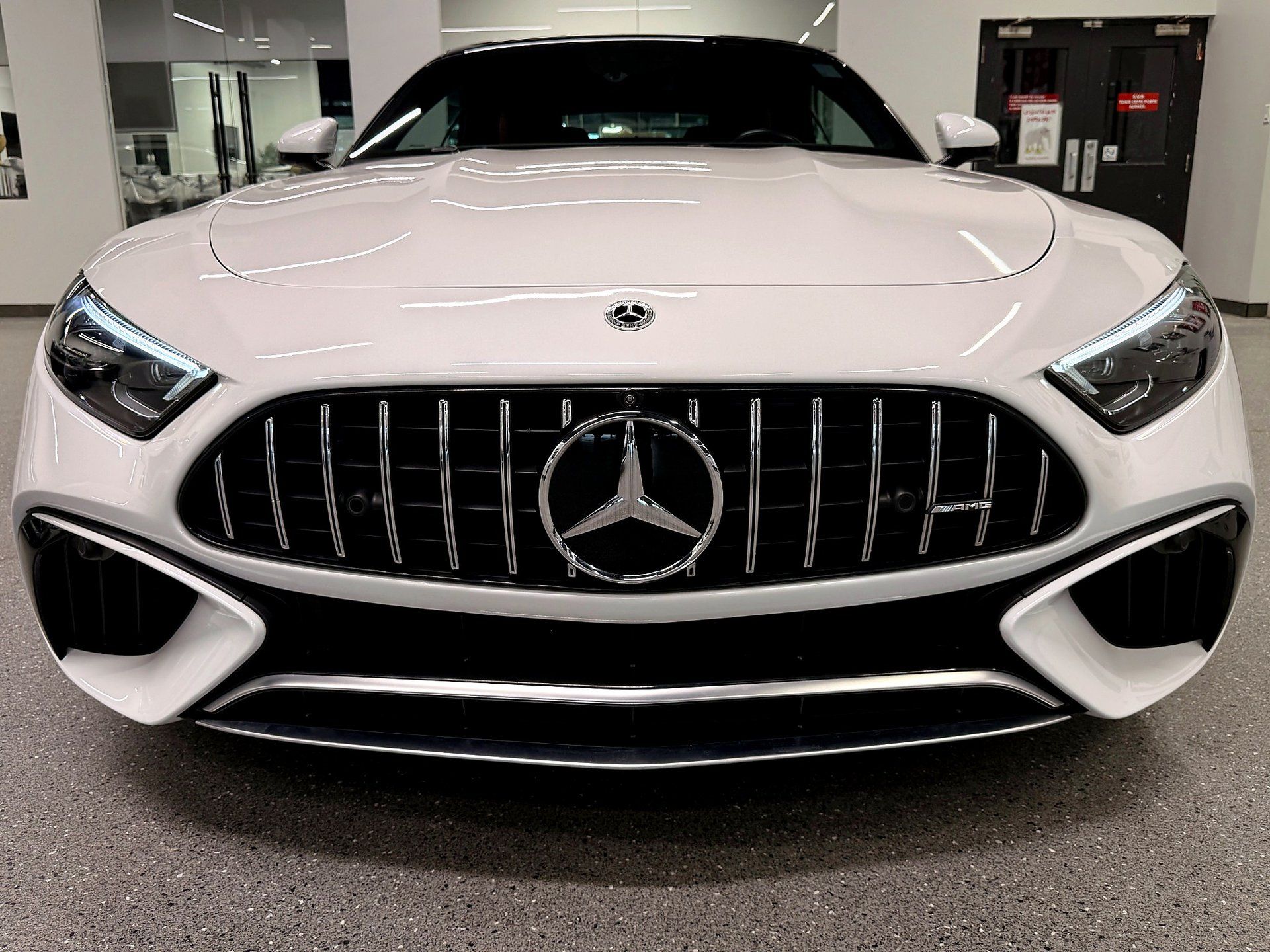 Mercedes-Benz SL-Class 2022 - Image 8