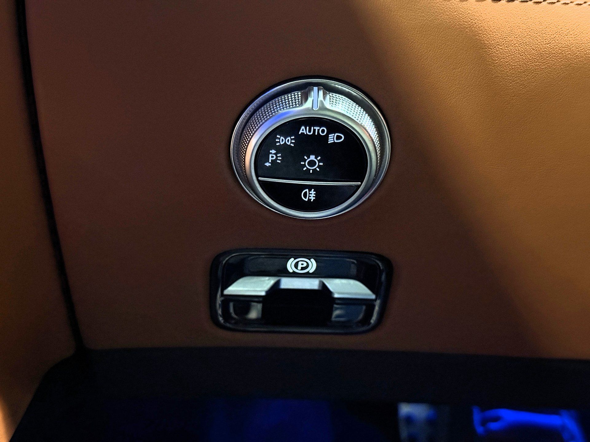 Mercedes-Benz SL-Class 2022 - Image 23