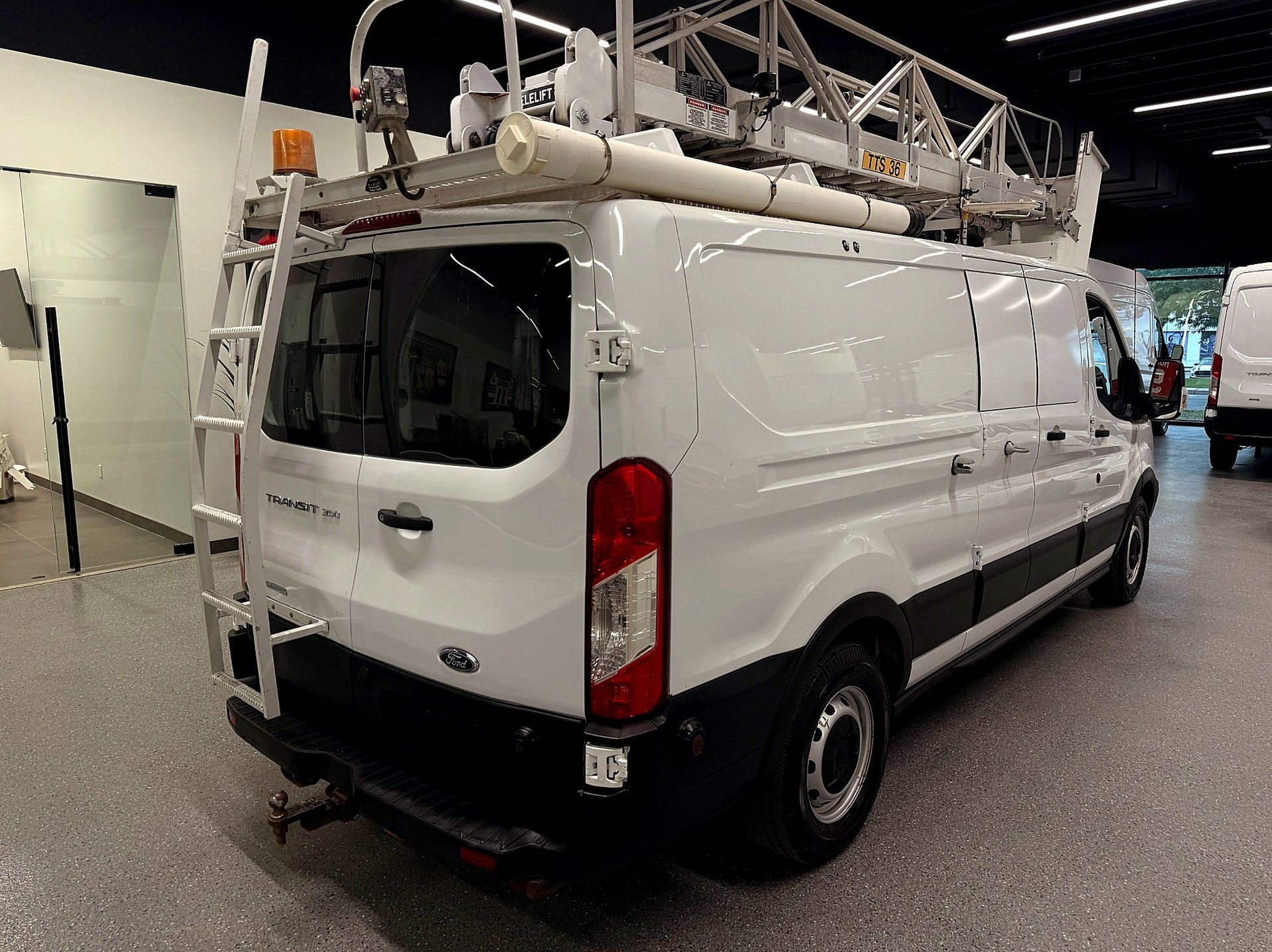 Ford Transit Cargo Van 2019 - Image 5
