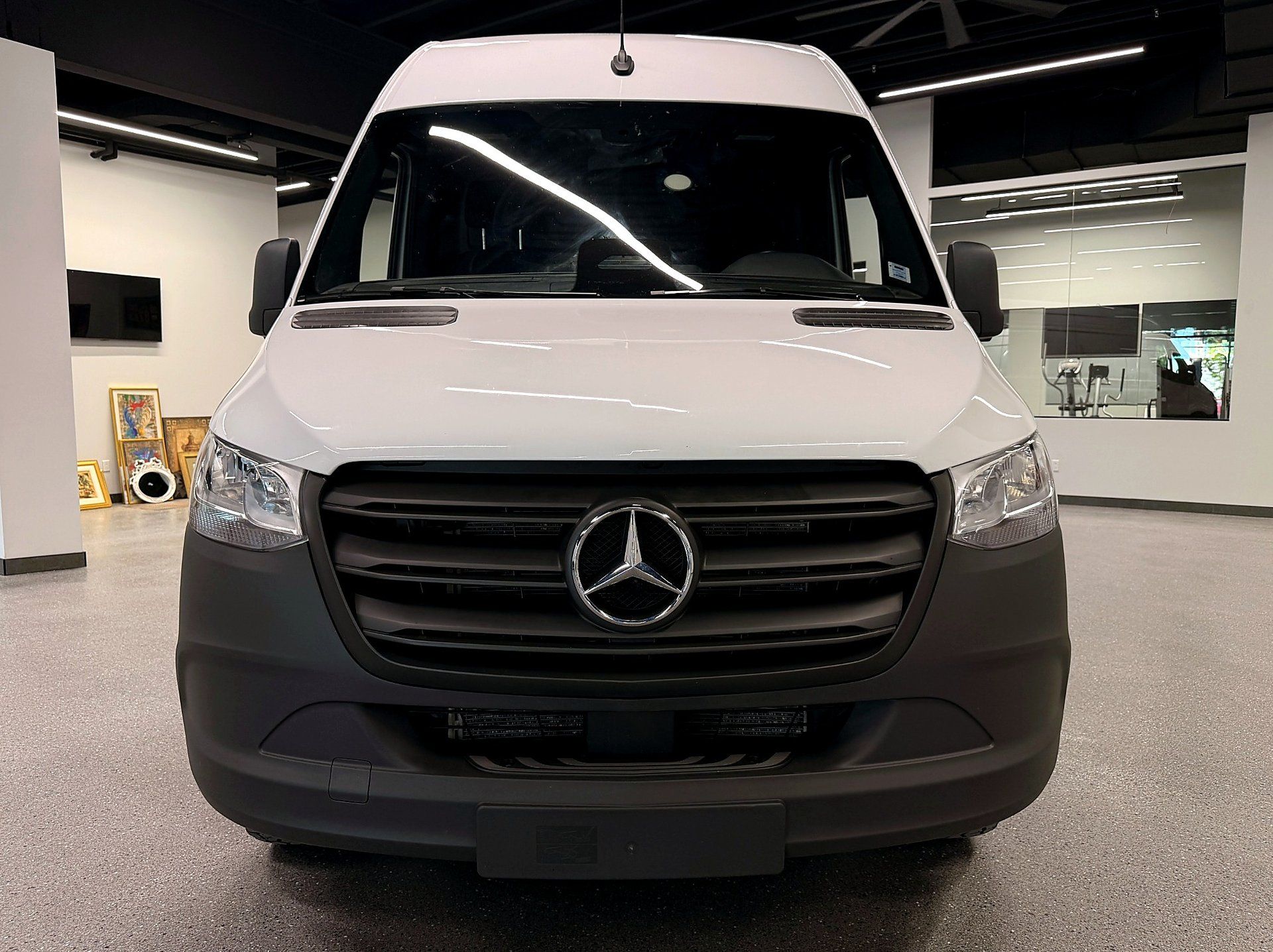 Mercedes-Benz Sprinter Cargo Van 2025 - Image 8