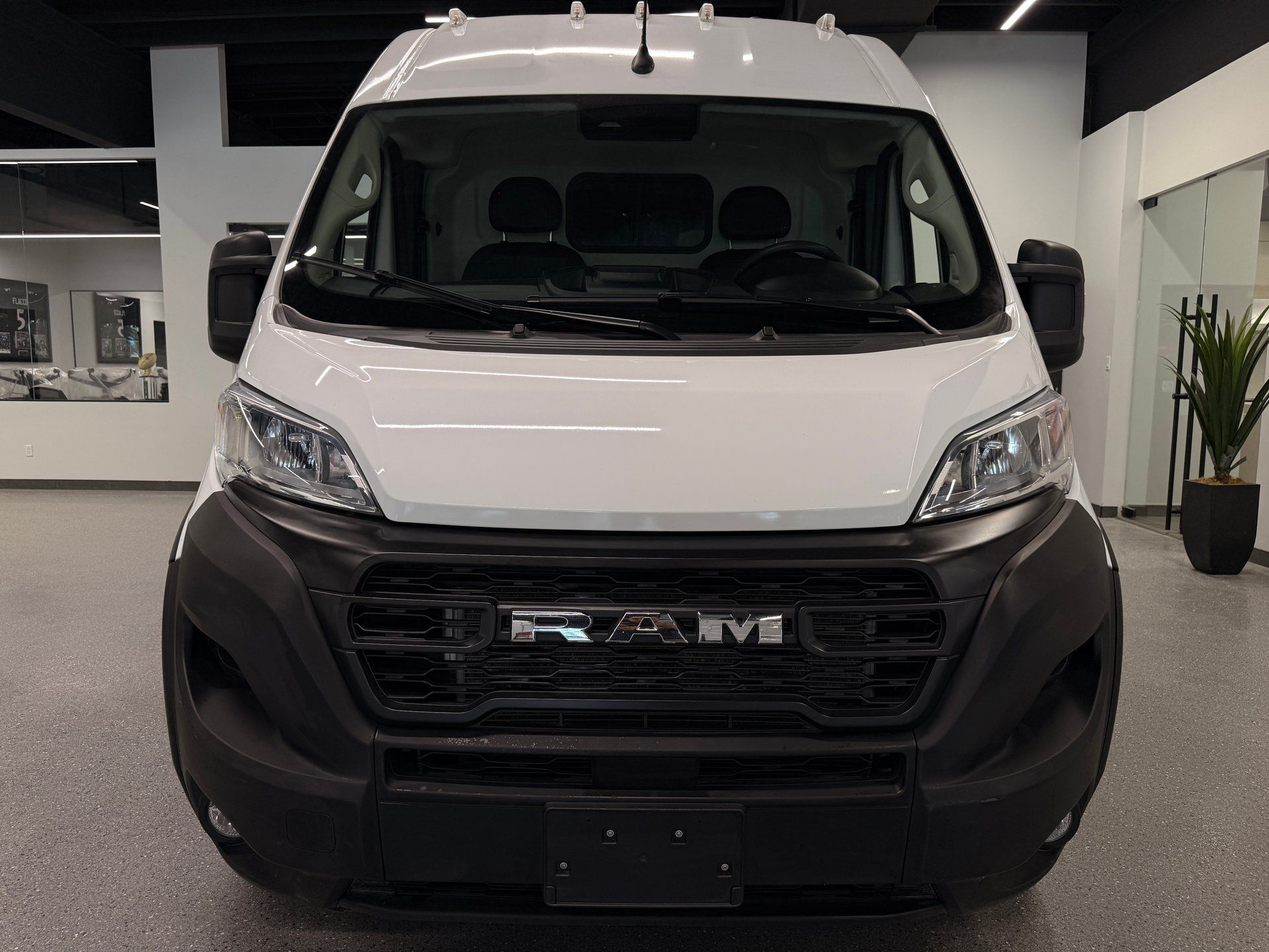Ram ProMaster Cargo Van 2025 - Image 8