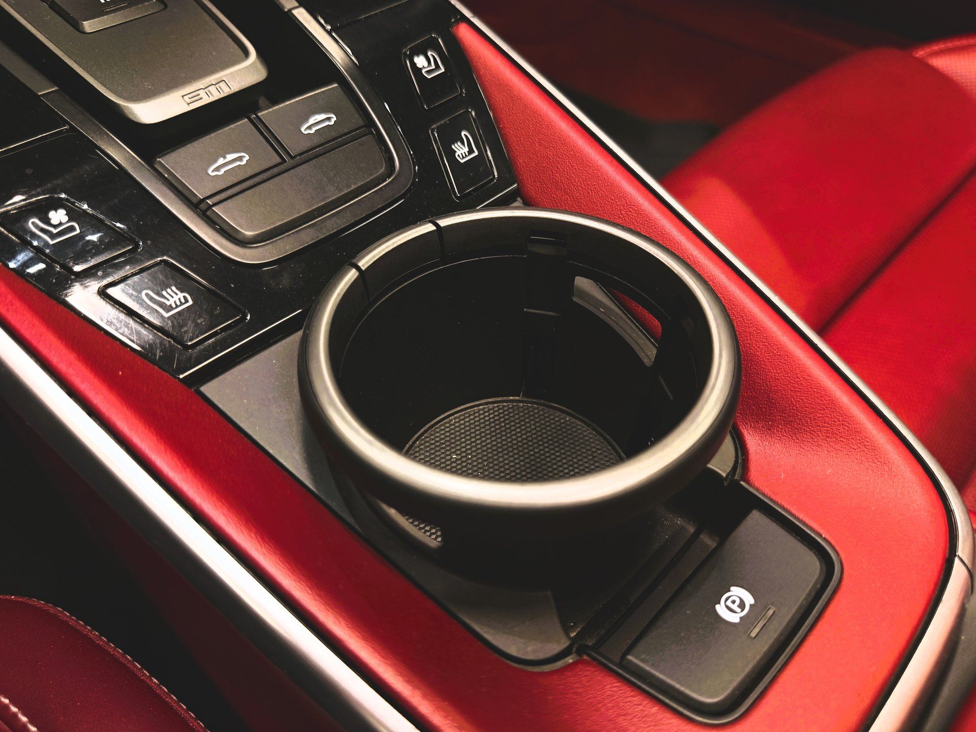 Porsche 911 2022 - Image 35