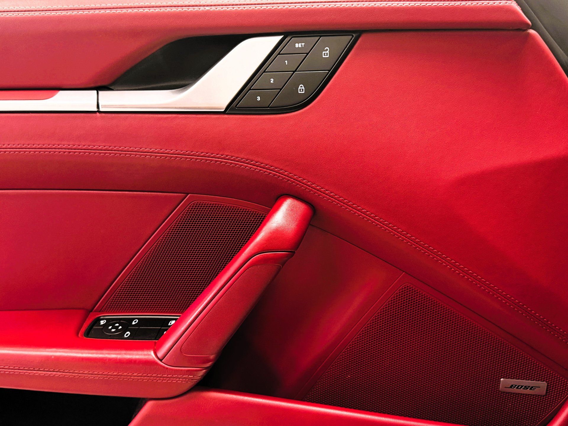 Porsche 911 2022 - Image 31
