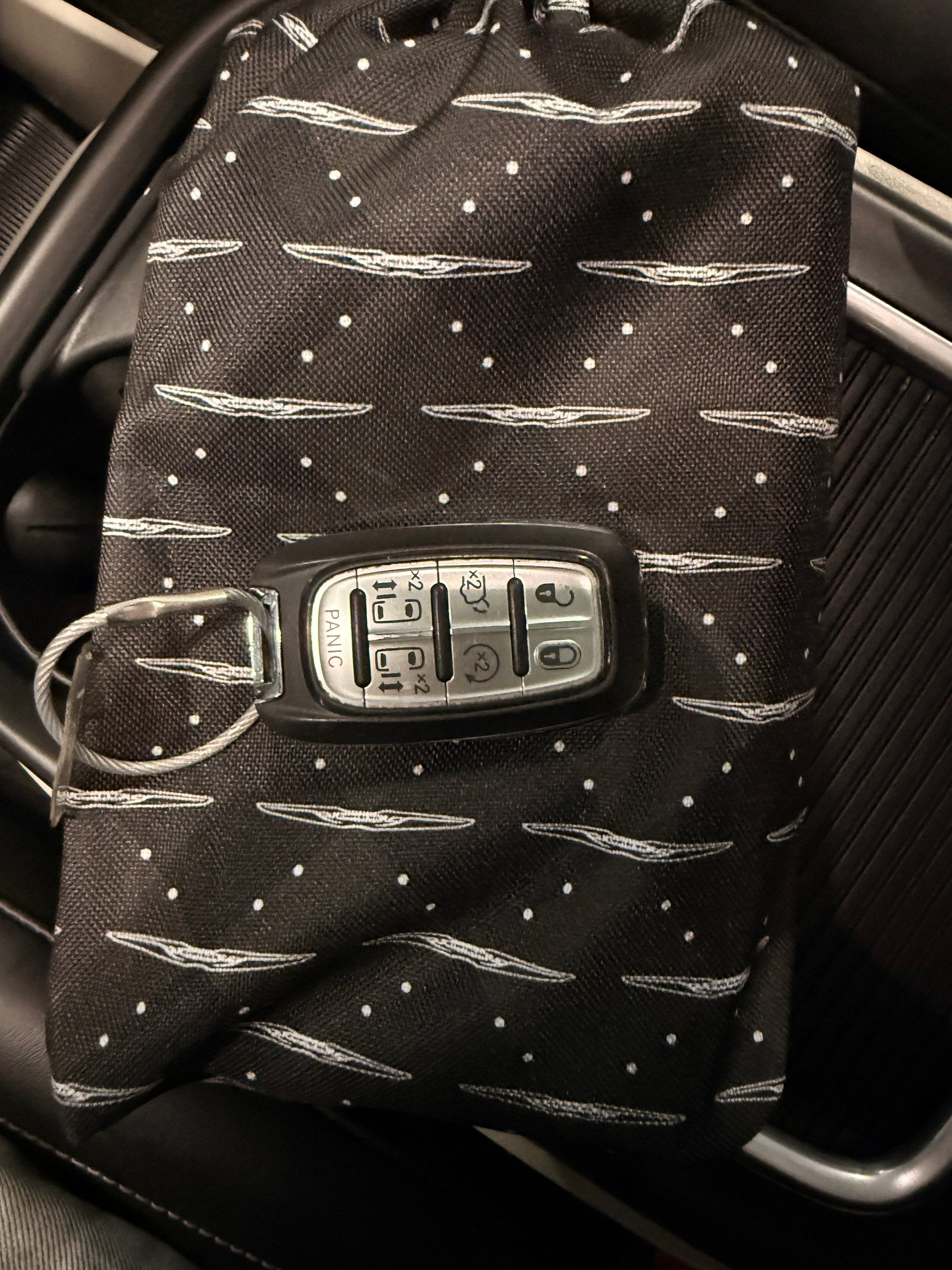 Chrysler Pacifica 2023 - Image 30