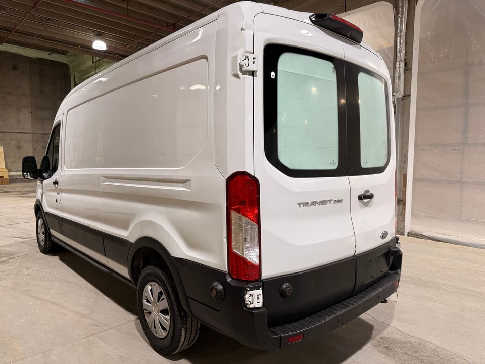 Ford Transit Cargo Van 2019 - Image 3