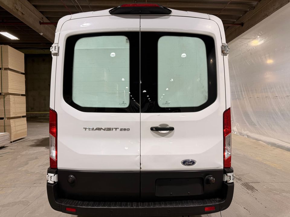 Ford Transit Cargo Van 2019 - Image 4