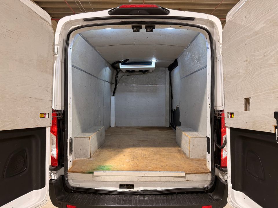 Ford Transit Cargo Van 2019 - Image 13