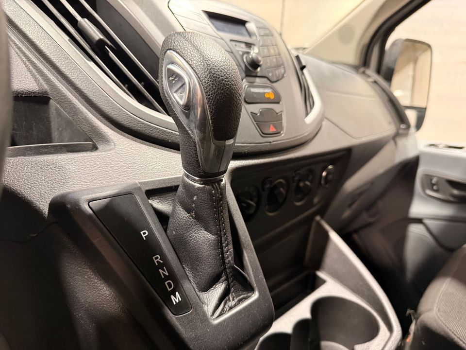 Ford Transit Cargo Van 2019 - Image 21