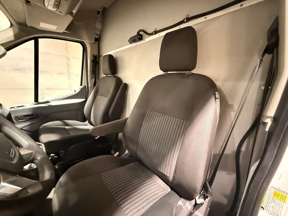 Ford Transit Cargo Van 2019 - Image 26