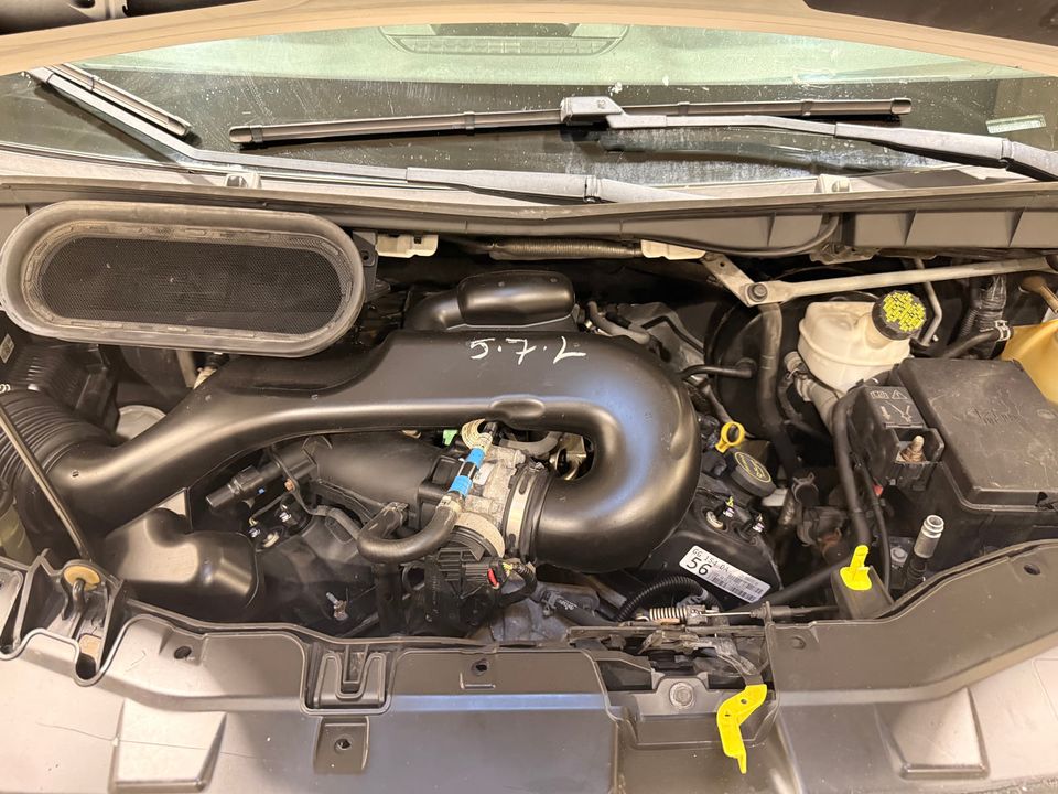 Ford Transit Cargo Van 2019 - Image 29