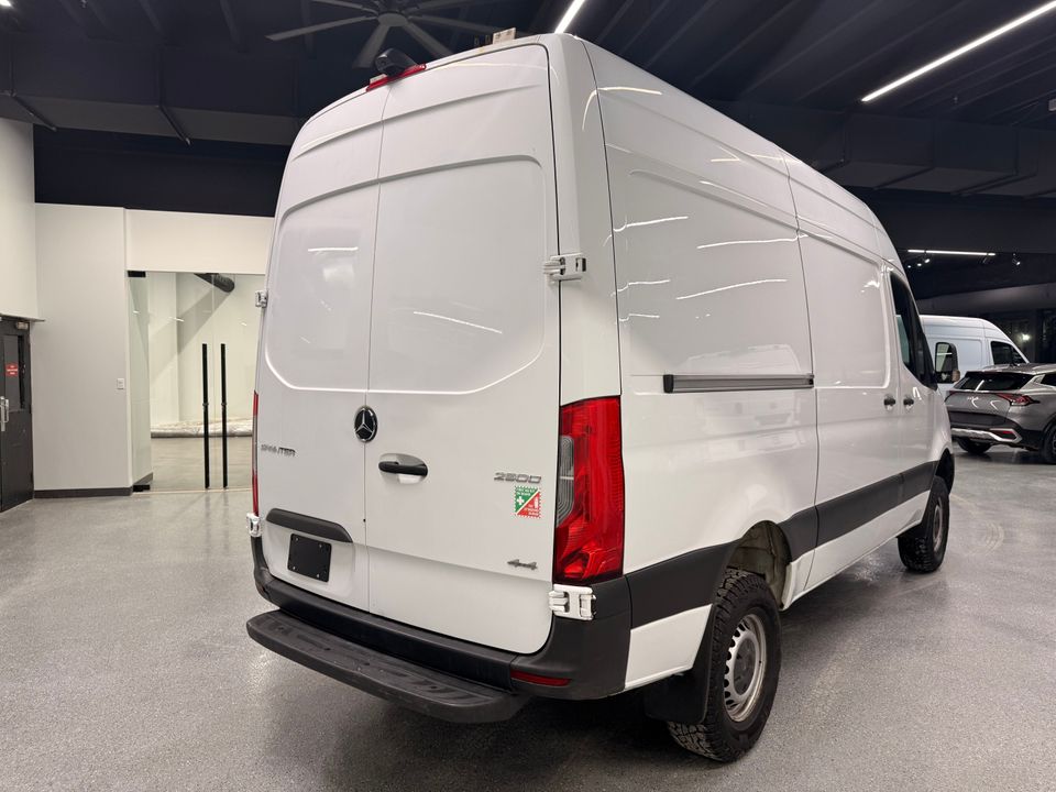 Mercedes-Benz Sprinter Cargo Van 2019 - Image 5
