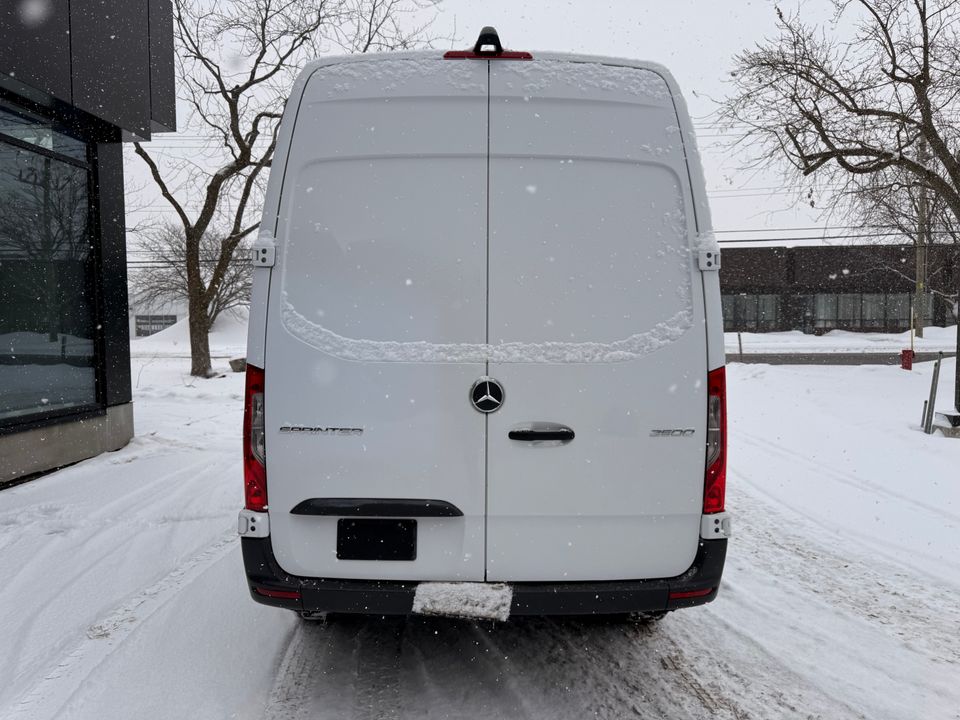Mercedes-Benz Sprinter Cargo Van 2021 - Image 4