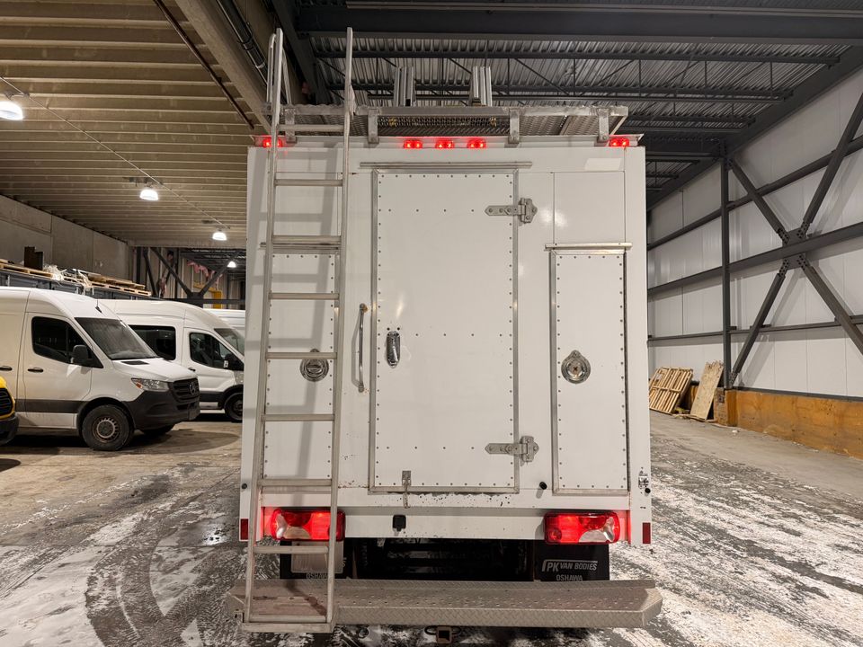 Mercedes-Benz Sprinter Cab Chassis 2016 - Image 4