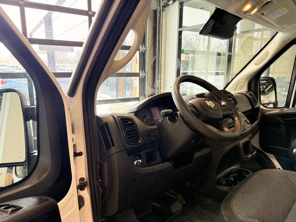 Ram ProMaster Cargo Van 2023 - Image 10