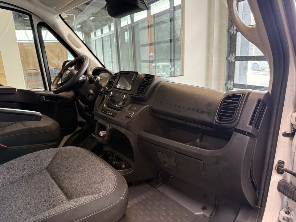 Ram ProMaster Cargo Van 2023 - Image 11