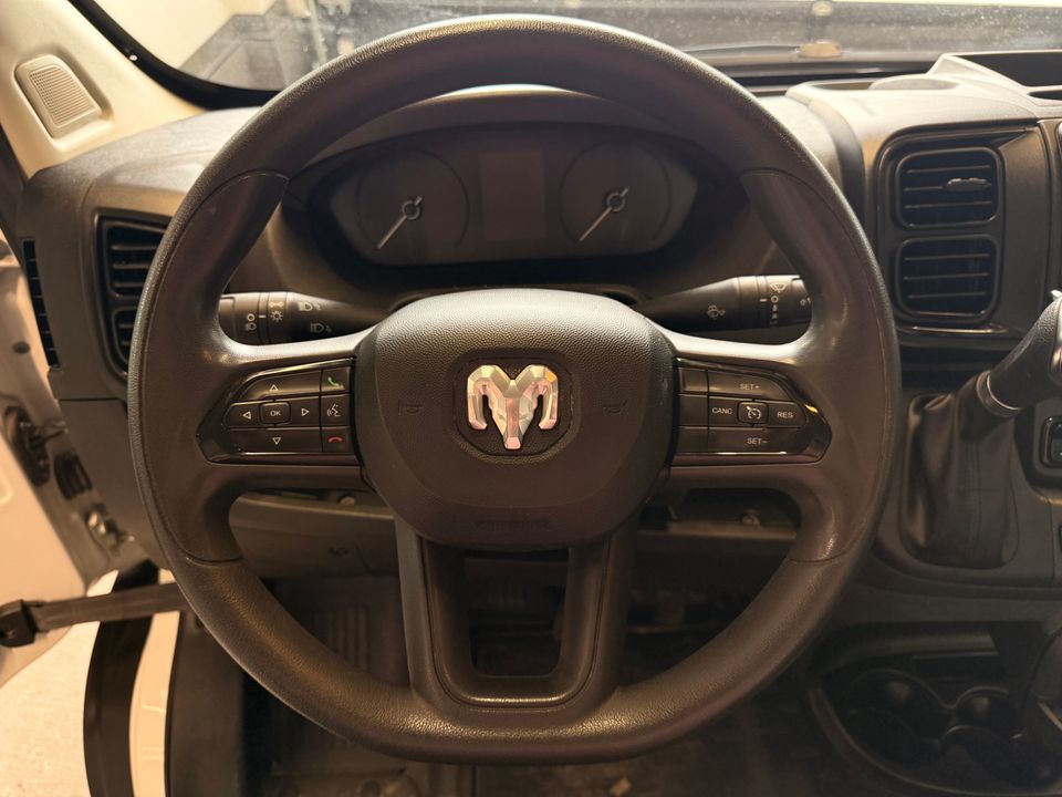 Ram ProMaster Cargo Van 2023 - Image 15