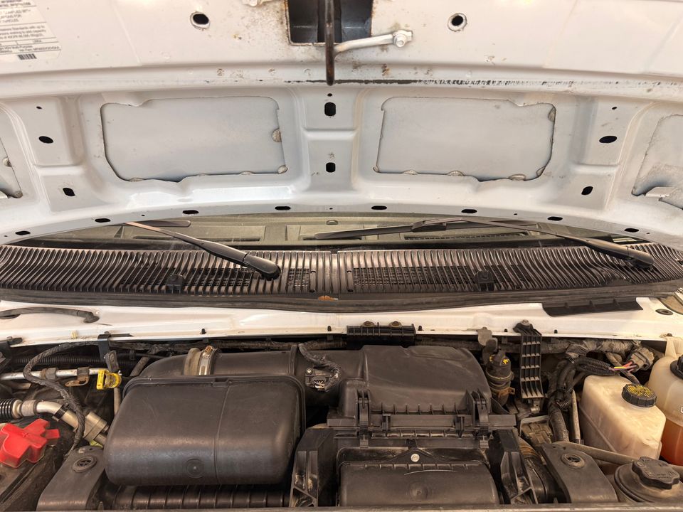 Ford E-Series Cutaway 2022 - Image 24