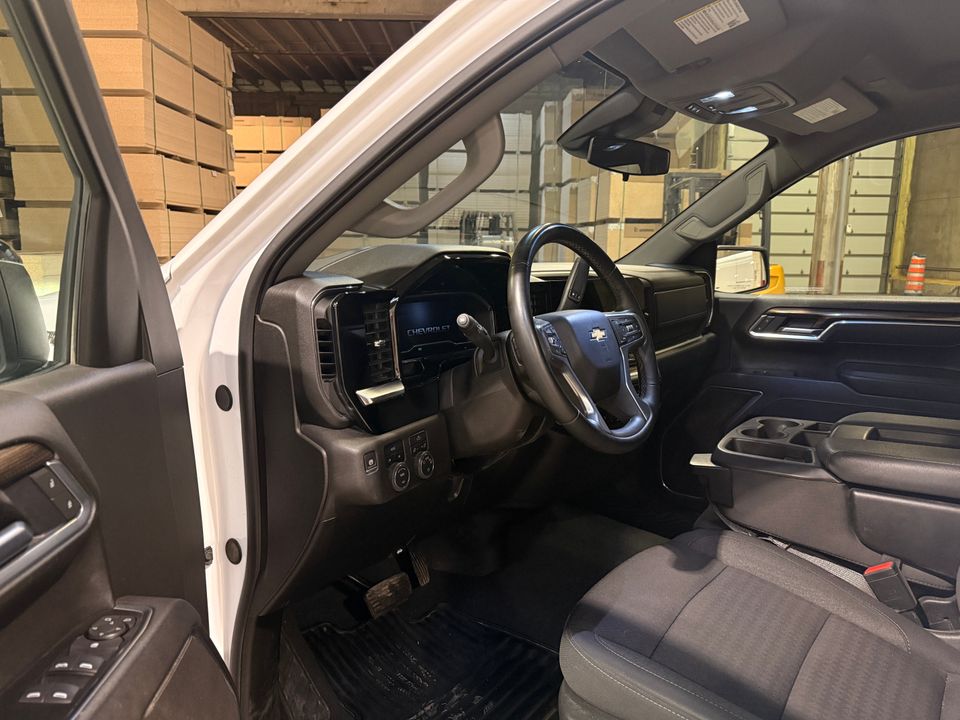 Chevrolet Silverado 1500 2025 - Image 11