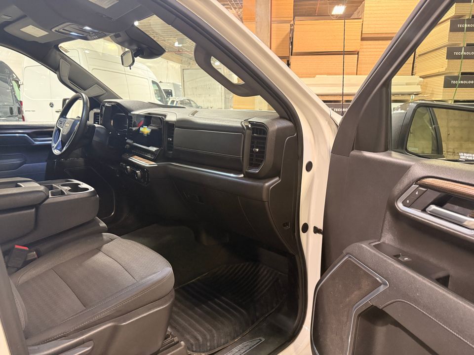 Chevrolet Silverado 1500 2025 - Image 12