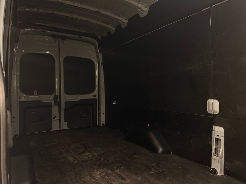 Ford Transit Cargo Van 2023 - Image 14