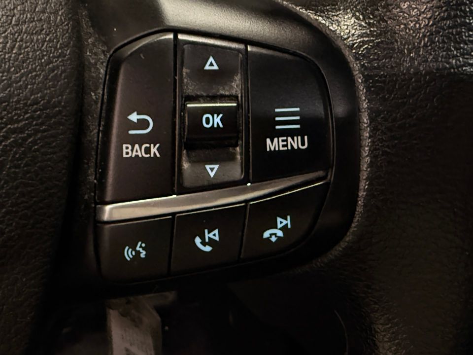 Ford Transit Cargo Van 2024 - Image 24