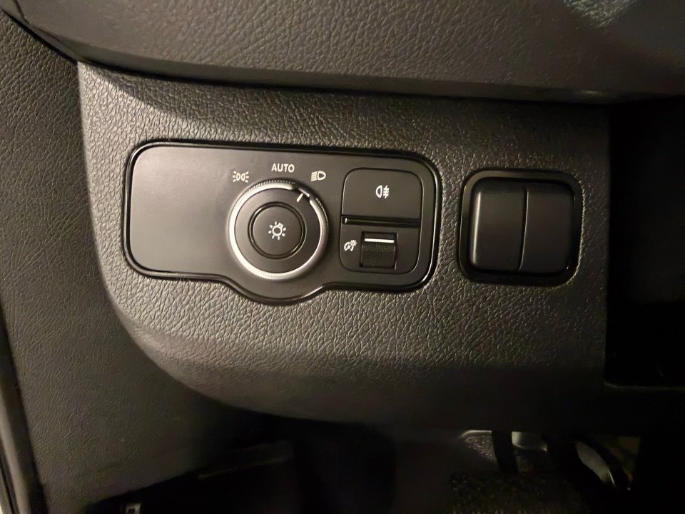 Mercedes-Benz Sprinter Cargo Van 2024 - Image 21