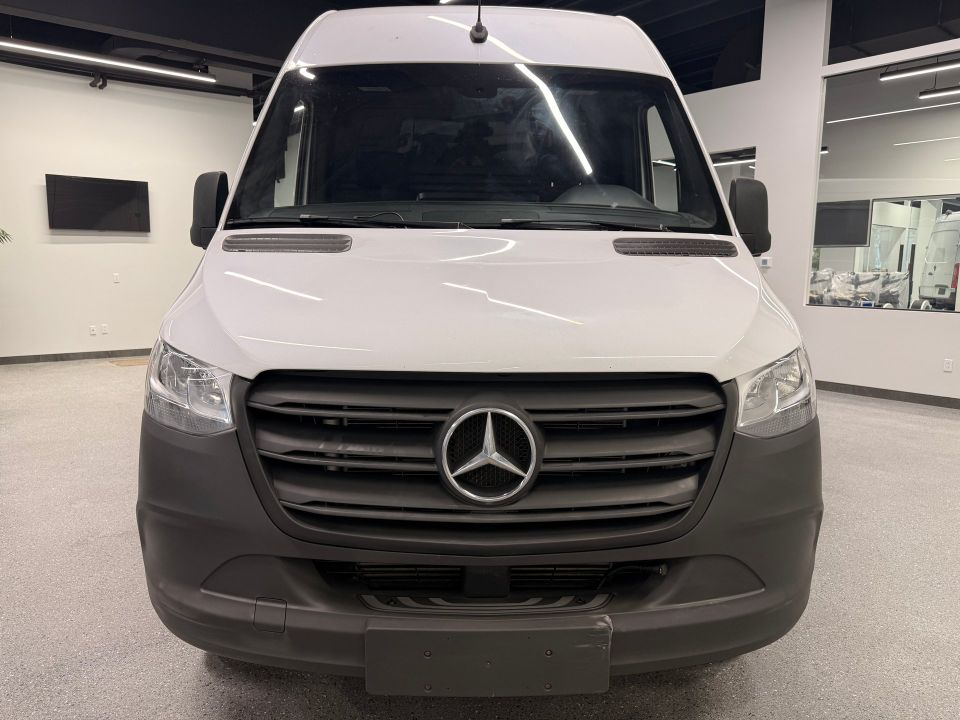 Mercedes-Benz Sprinter Cargo Van 2019 - Image 8
