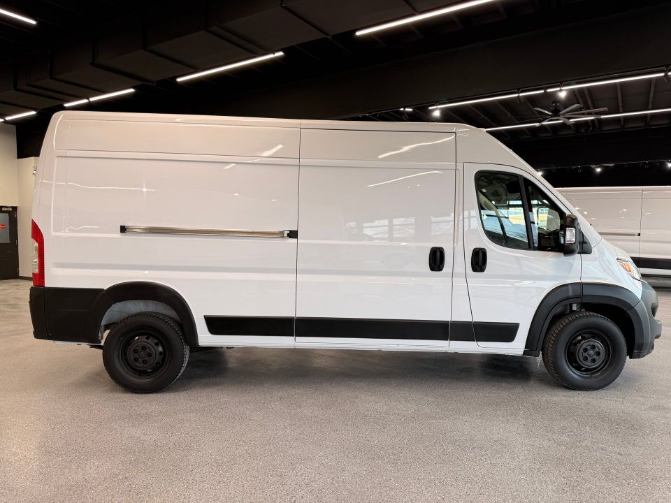 Ram ProMaster Cargo Van 2023 - Image 6
