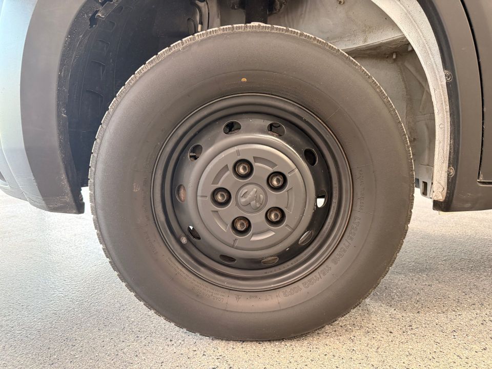 Ram ProMaster Cargo Van 2023 - Image 9