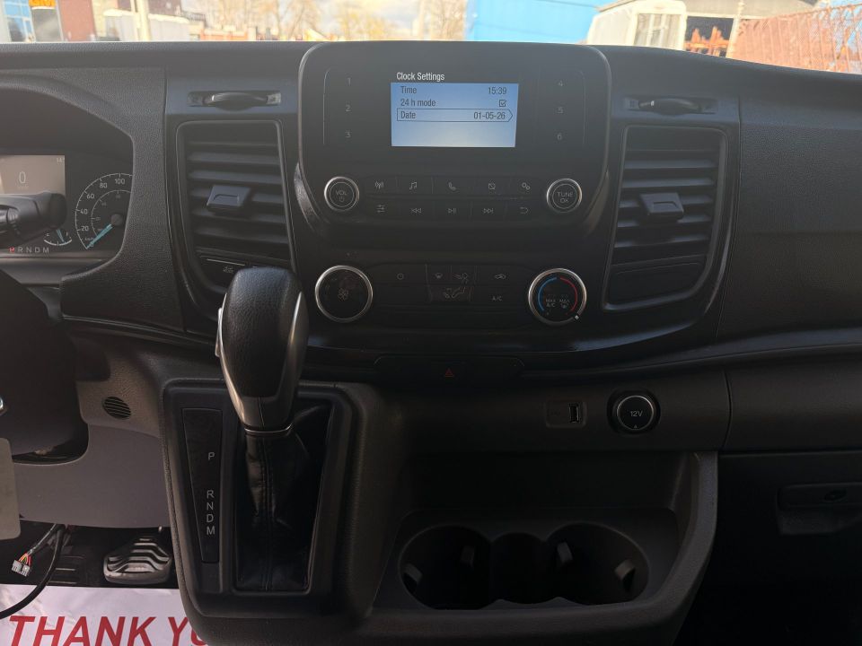 Ford Transit Cargo Van 2023 - Image 19