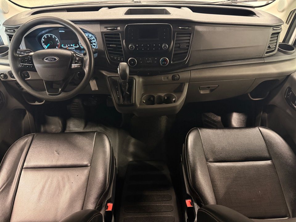 Ford Transit Cargo Van 2023 - Image 29