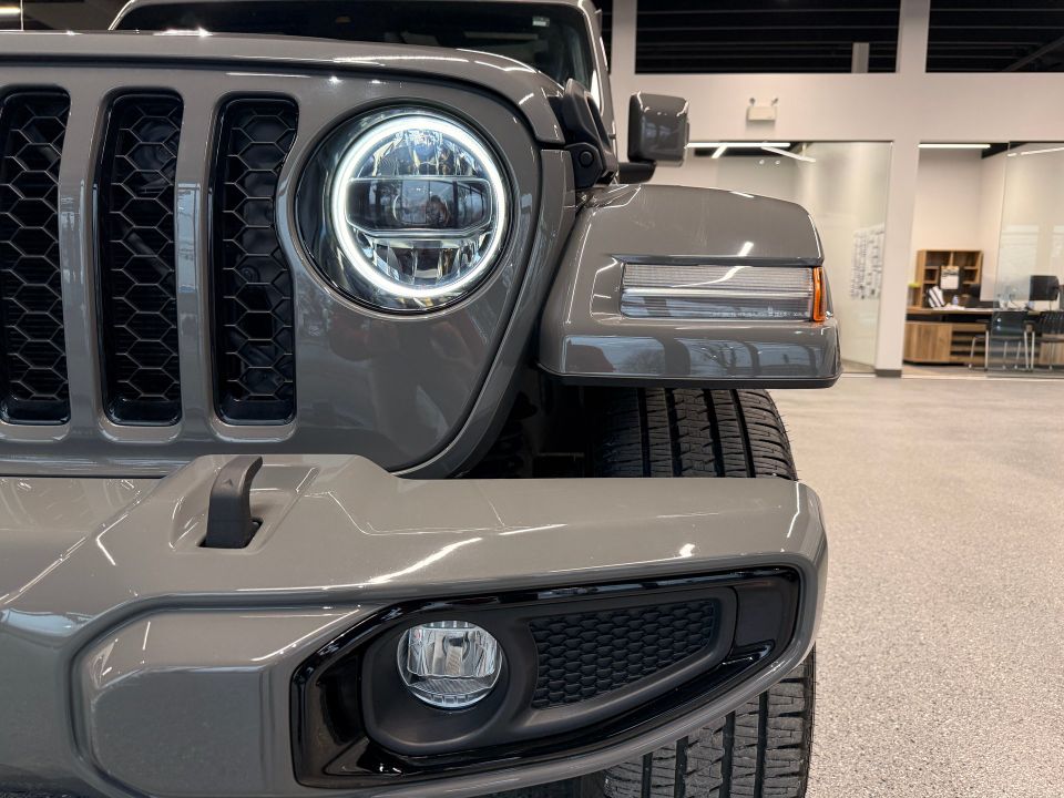 Jeep Gladiator 2023 - Image 9