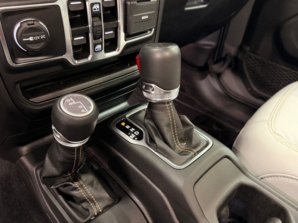 Jeep Gladiator 2023 - Image 19