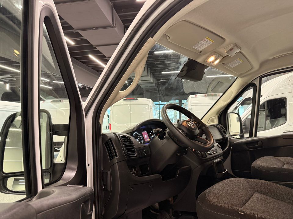 Ram ProMaster Cargo Van 2023 - Image 10