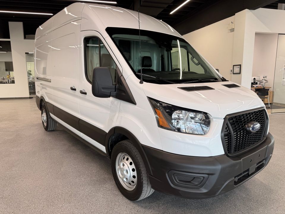 Ford Transit Cargo Van 2023 - Image 7