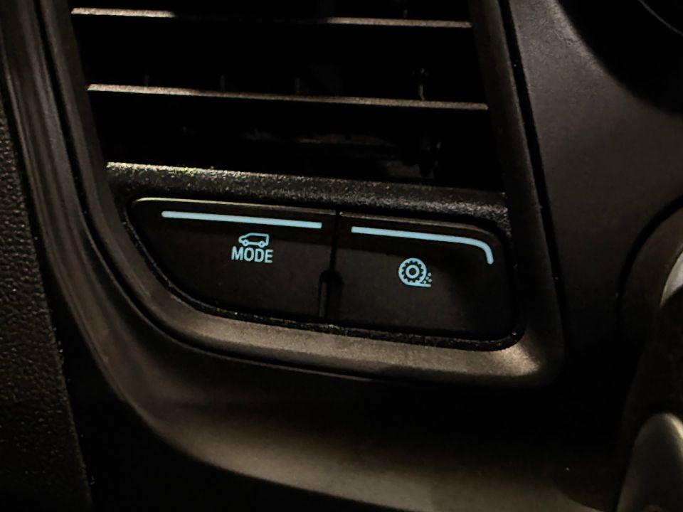 Ford Transit Cargo Van 2025 - Image 26
