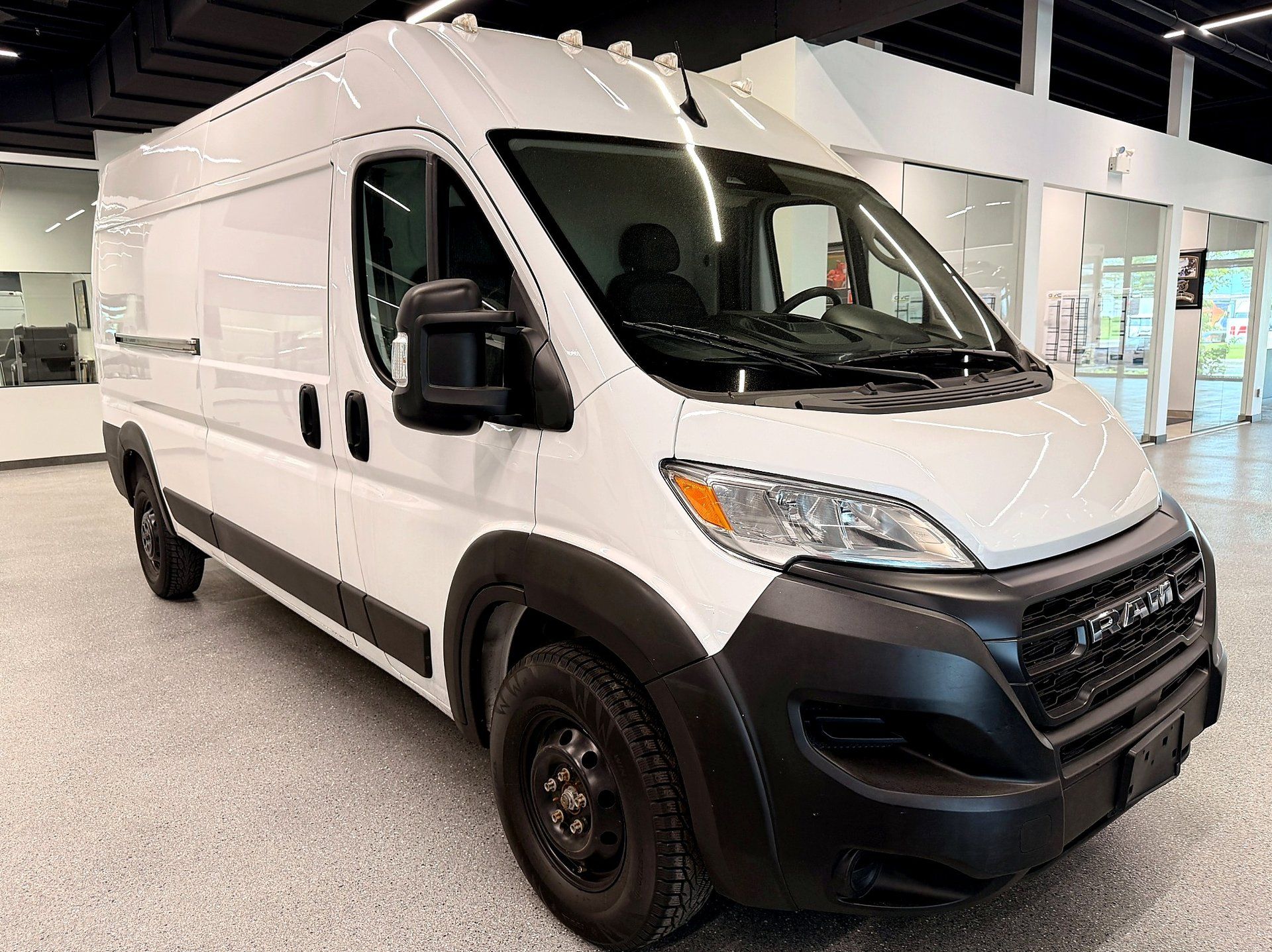 Ram ProMaster Cargo Van 2023 - Thumbnail 7
