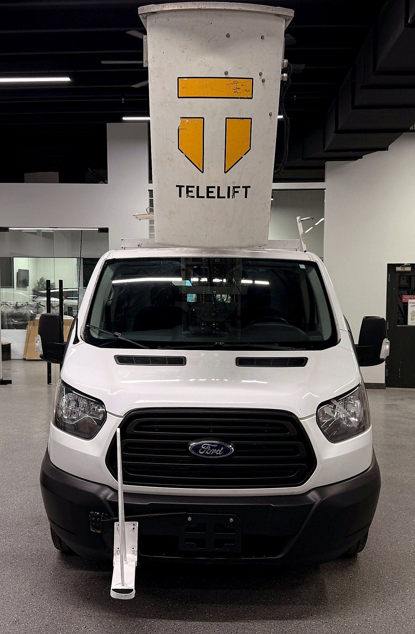 Ford Transit Cargo Van 2019 - Thumbnail 8