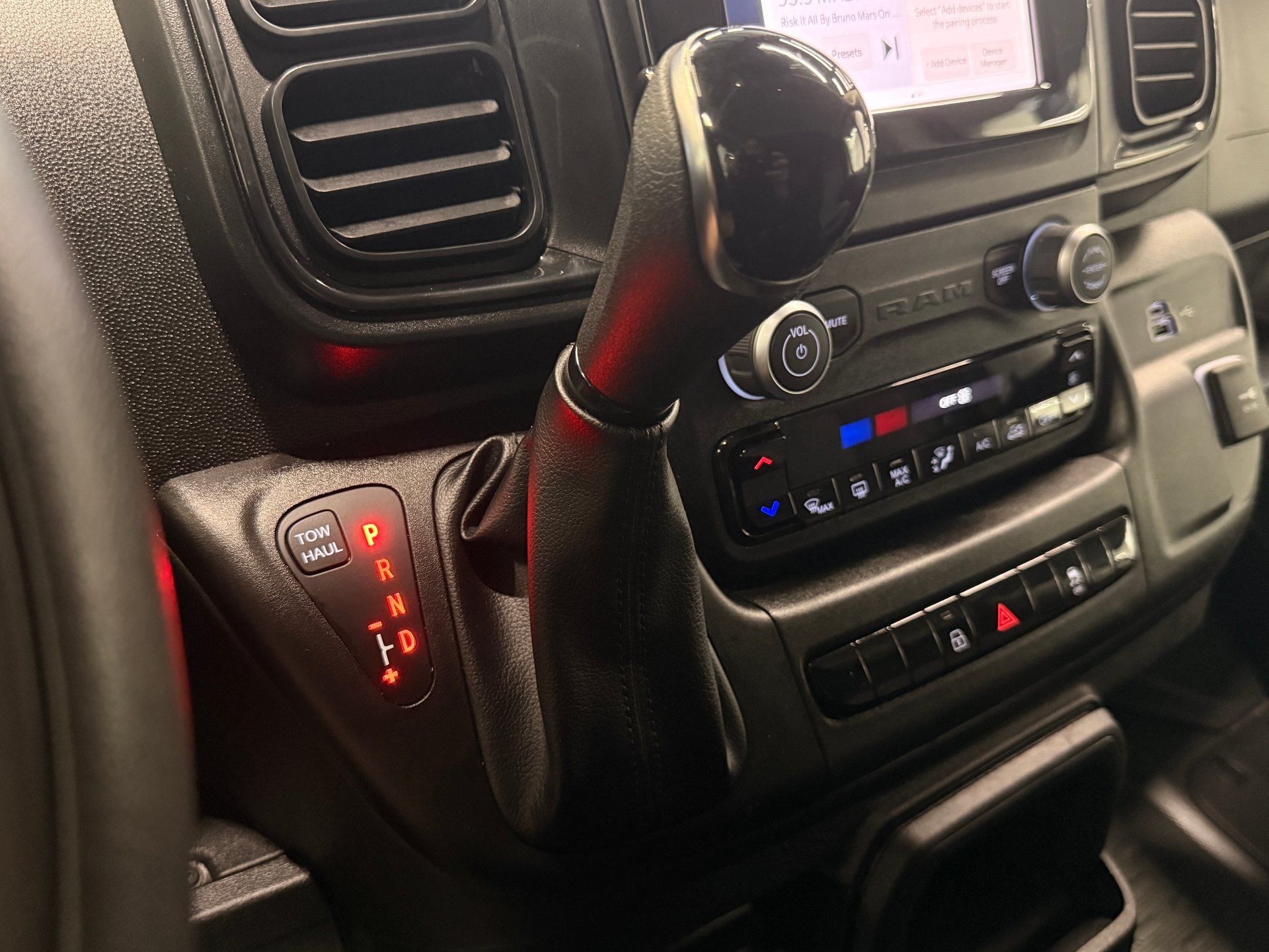 Ram ProMaster 2500 2025 - Thumbnail 19