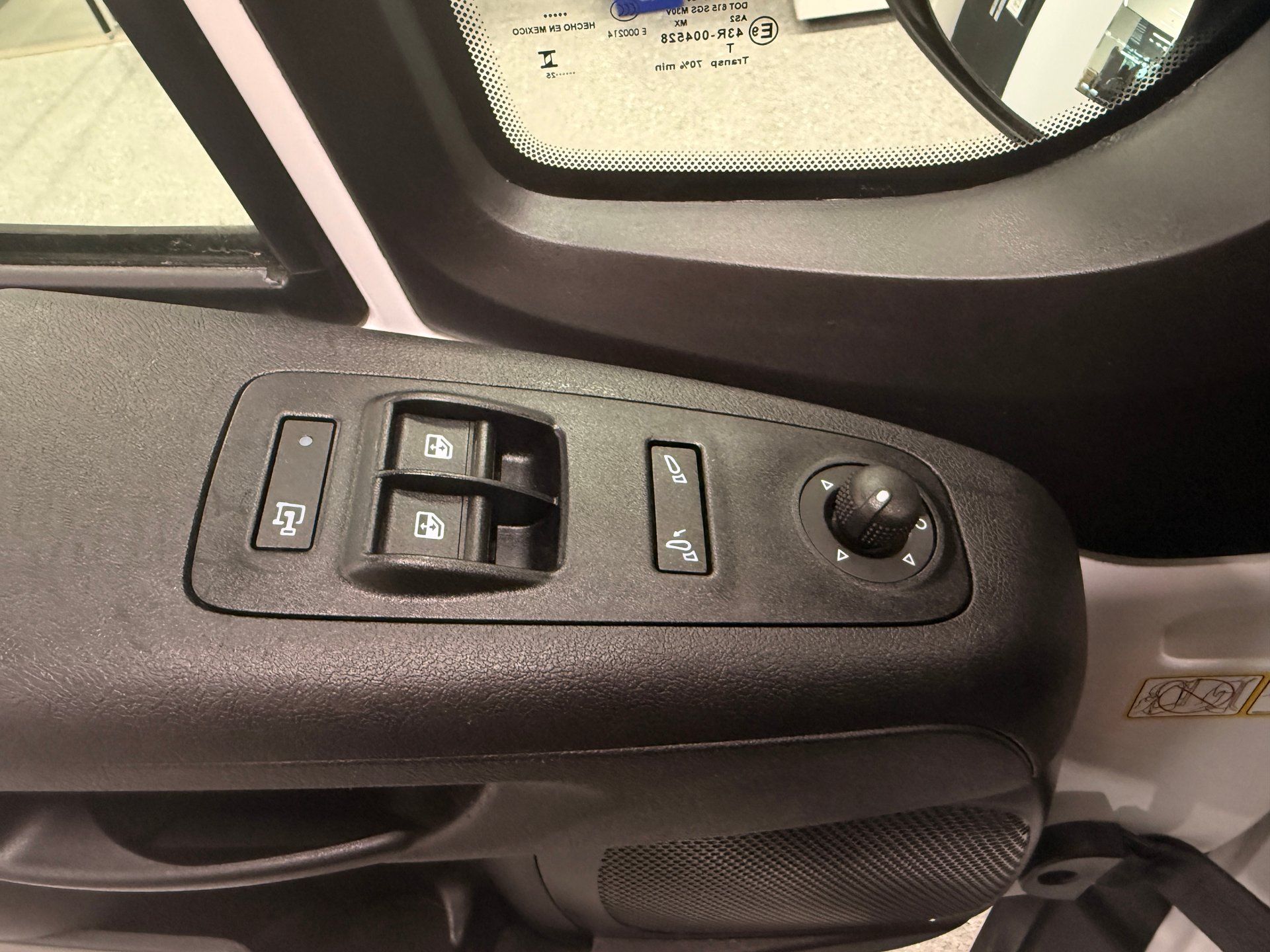 Ram ProMaster 2500 2025 - Thumbnail 21