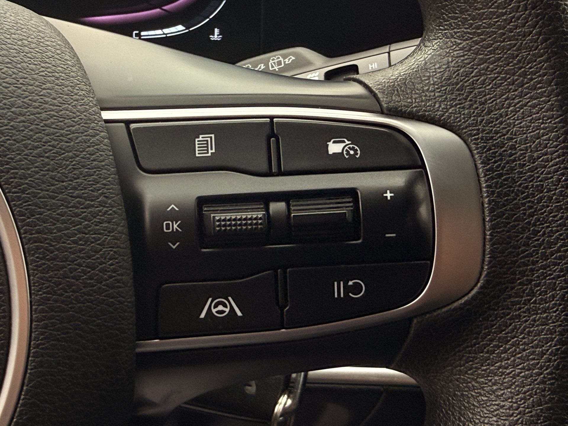 Kia Sportage 2023 - Thumbnail 22